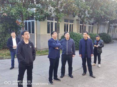 高新区领导一行莅临通驰科技指导工作